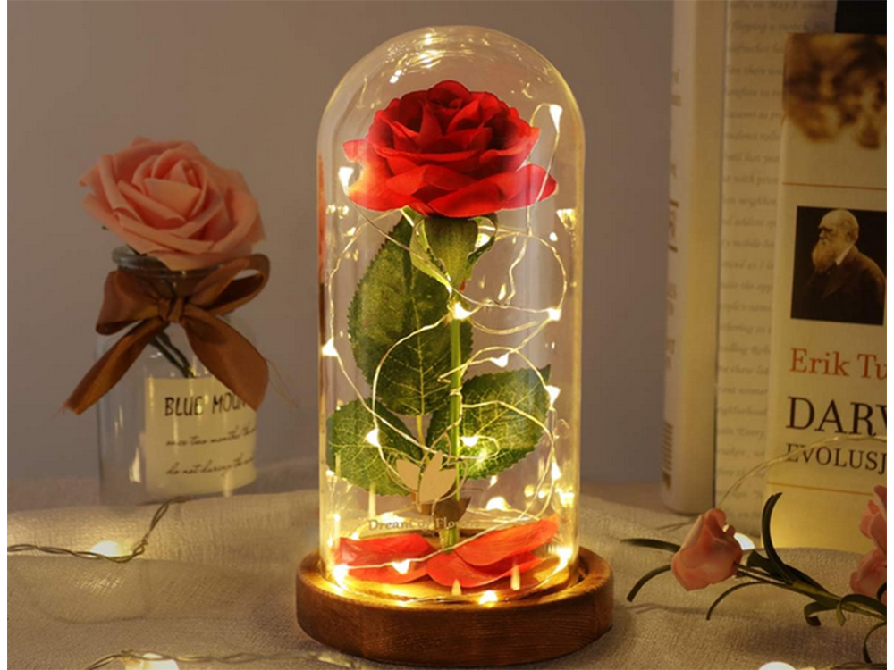 Trandafir Etern in cupola de sticla cu lumini LED  , Decor pentru Camera, Atmosfera Calda, Durabil, Elegant, Baza Lemn, Perfect pentru Mama, Ambalat Premium, Rose of Love